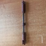 20.40.051  T16 stienis ar dakšām, sajūga pedālim (29 cm)